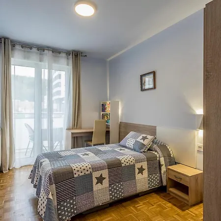 Apartmán Paseo Antzieta 31. 1e
